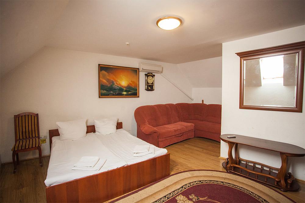 Hotel Gracia Běrehovo Exteriér fotografie